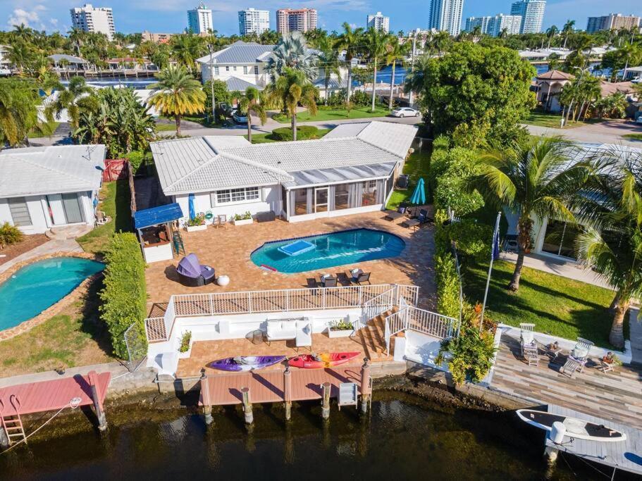 Adorable House With Amazing Water Front Of Canal Vila Pompano Beach Exterior foto