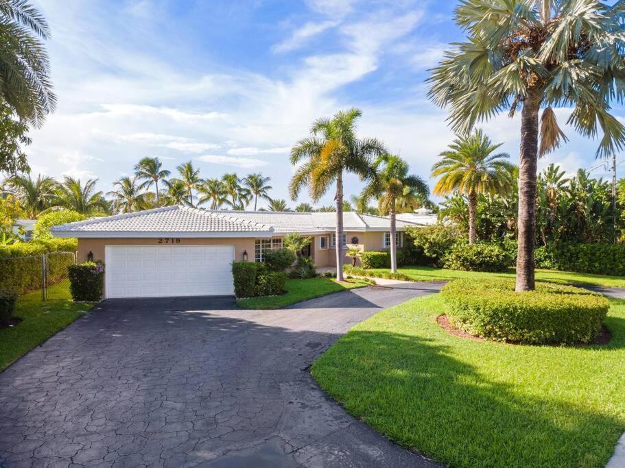 Adorable House With Amazing Water Front Of Canal Vila Pompano Beach Exterior foto